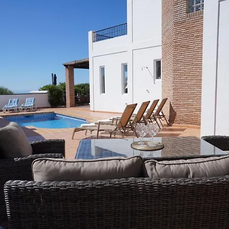 Villa Oasis *